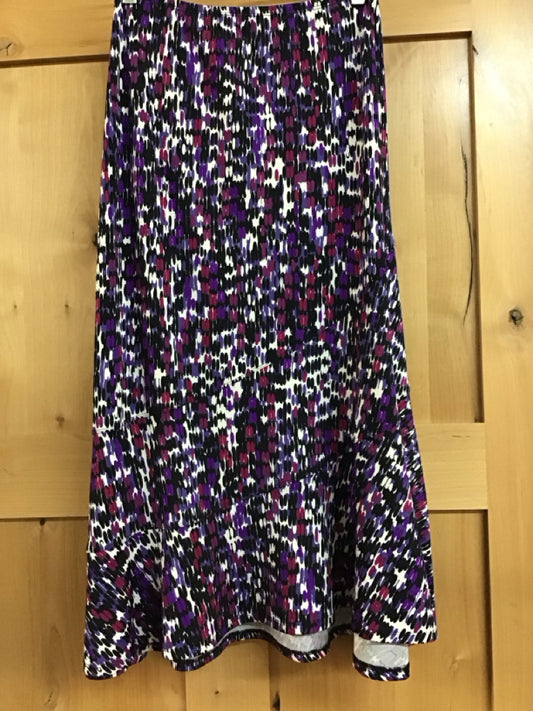 Size M NY Collection Skirt