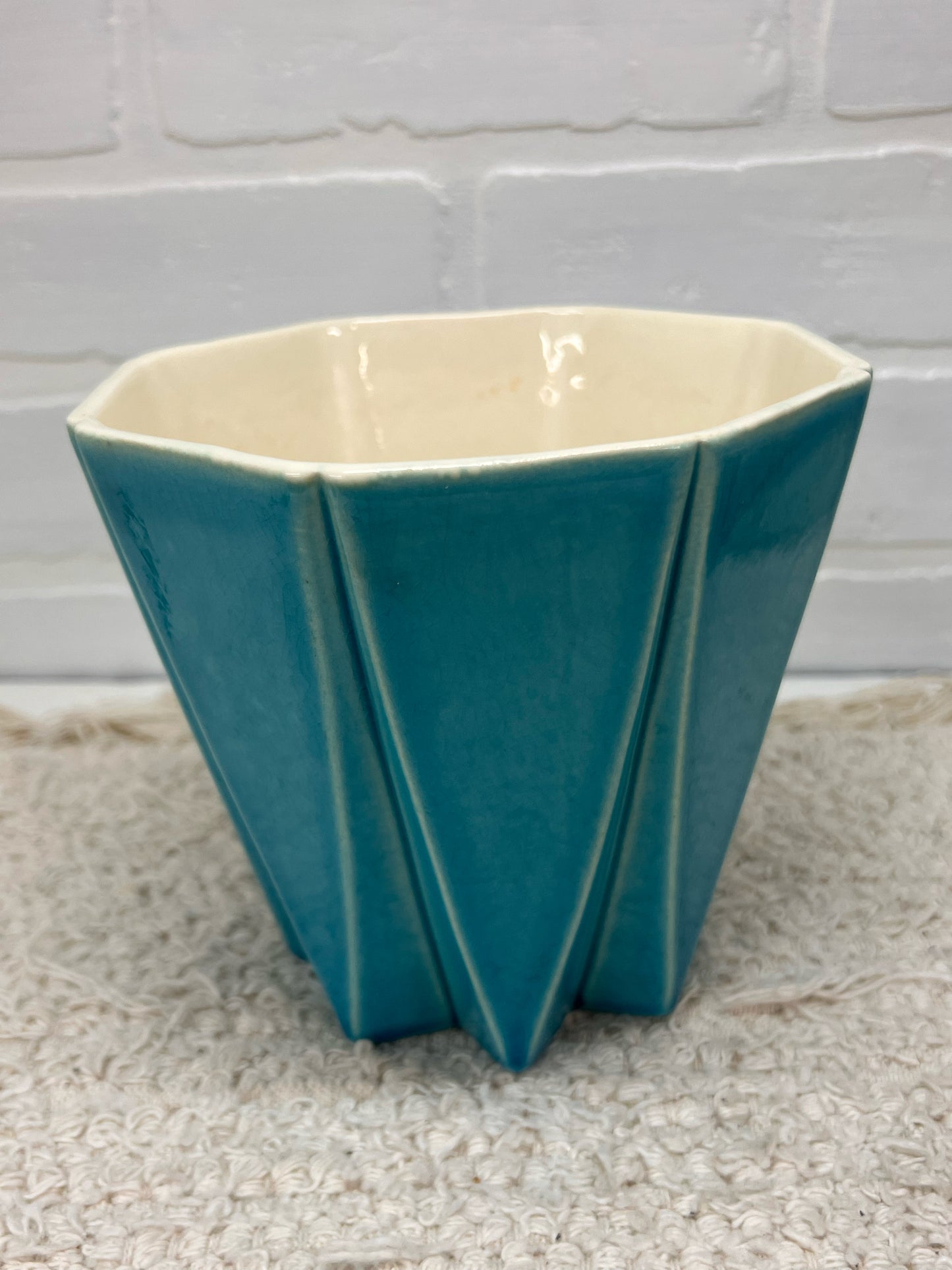 Red Wing Pottery MCM Prismatique Turquoise Vase/Planter