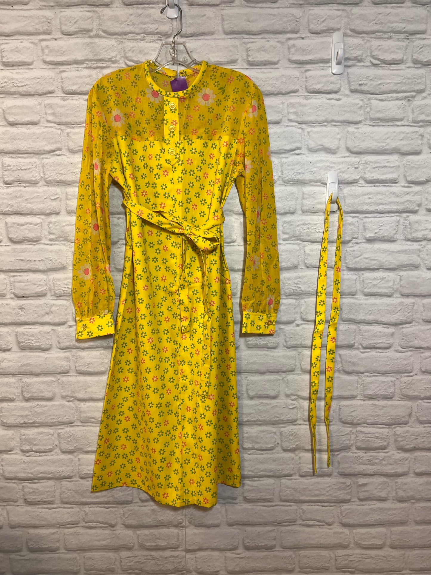 Vintage Bright Yellow Flower Power Mod 60s/70s Dress
