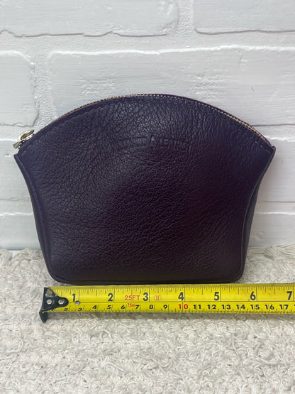 Portland Leather Seashell Zipper Pouch in Plum Burgundy Leather
