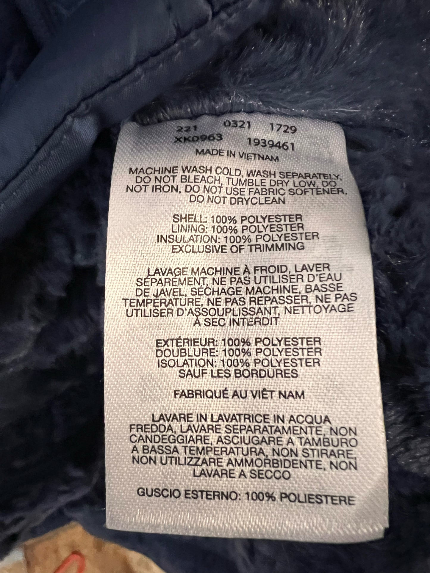 Size S Columbia Used but NWT Vest