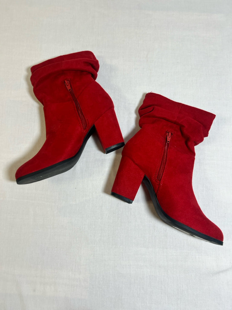 Shoe Size 7.5 Material Girl faux suede red boots