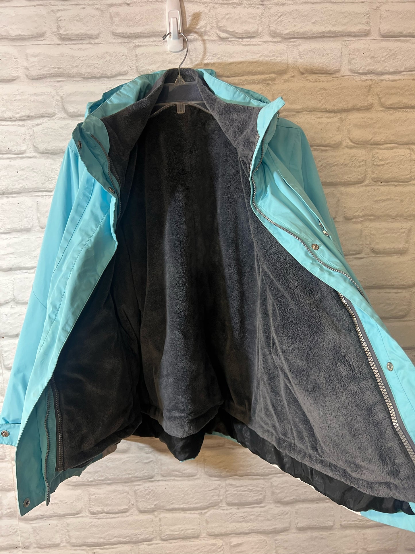 Size L Zero Xposur Light Blue Ski Jacket