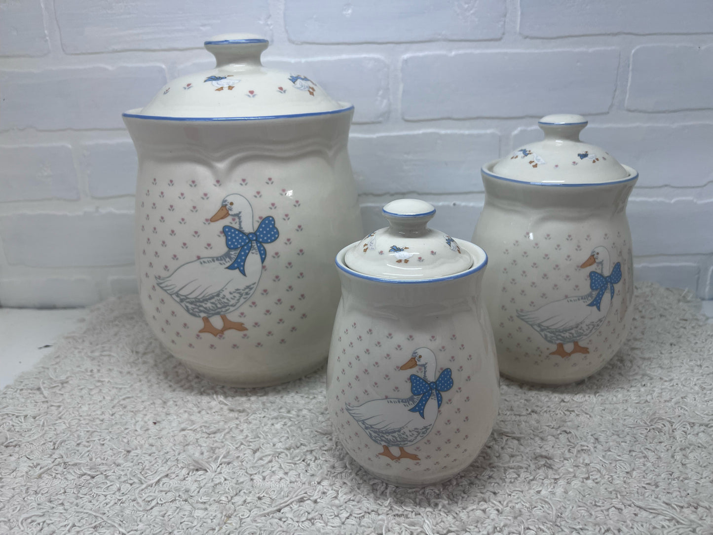Aunt Rhody Set of 3 Lidded Goose Canisters