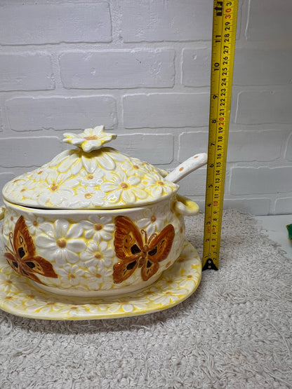 Vintage Covered Tureen with Underplate & Ladle - Daisies & Butterflies
