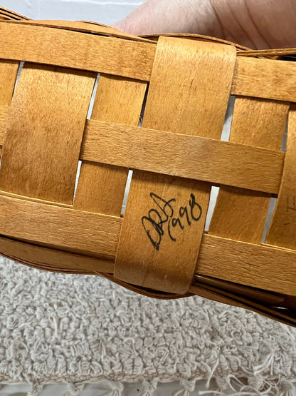 Small Longaberger Wall  Hanging  Basket Dated 1998