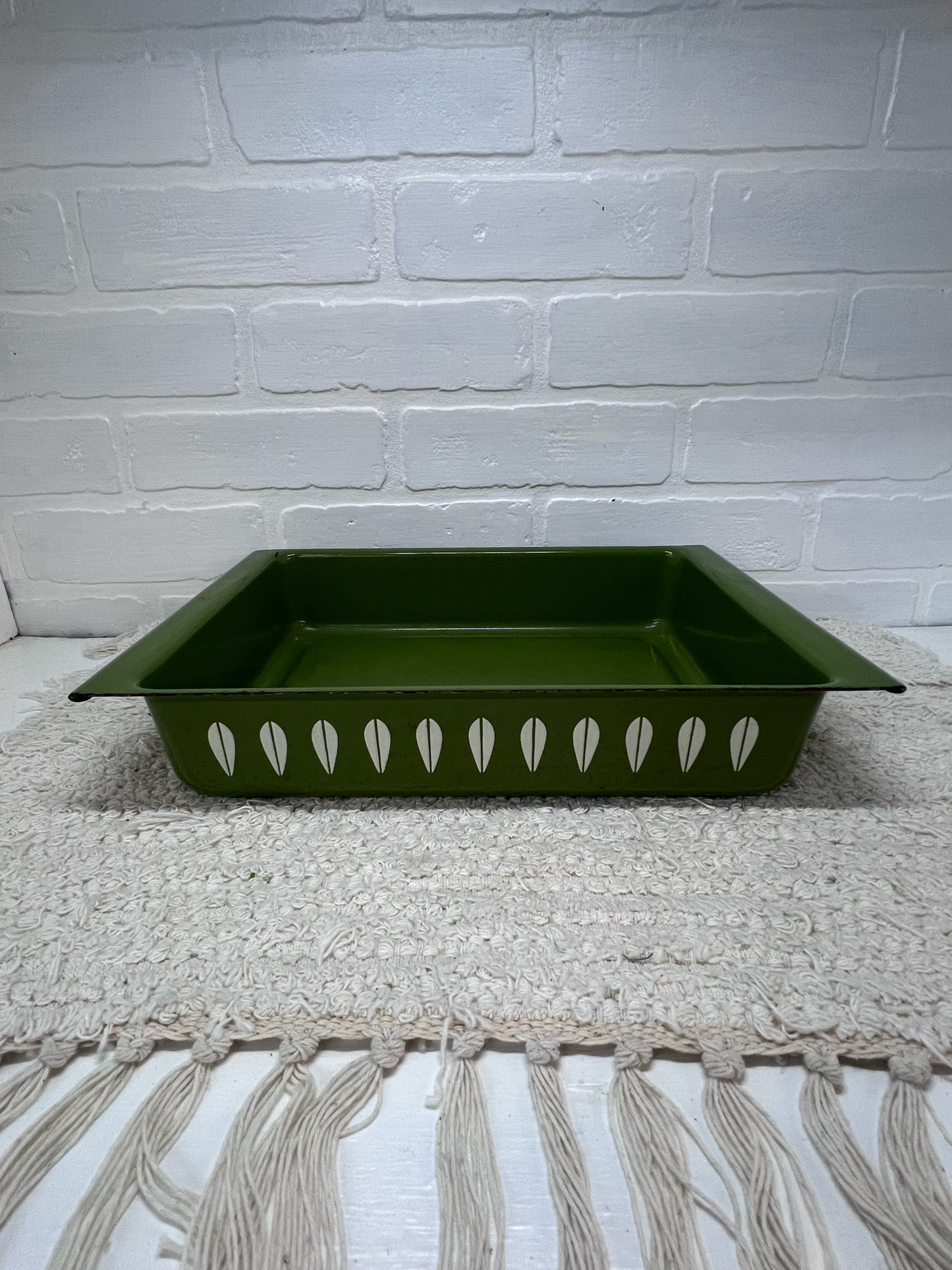 Catherine Holm Avocado Green & White Lasagna Pan