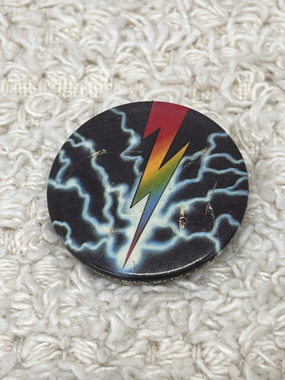 Lot of 6 vintage pins