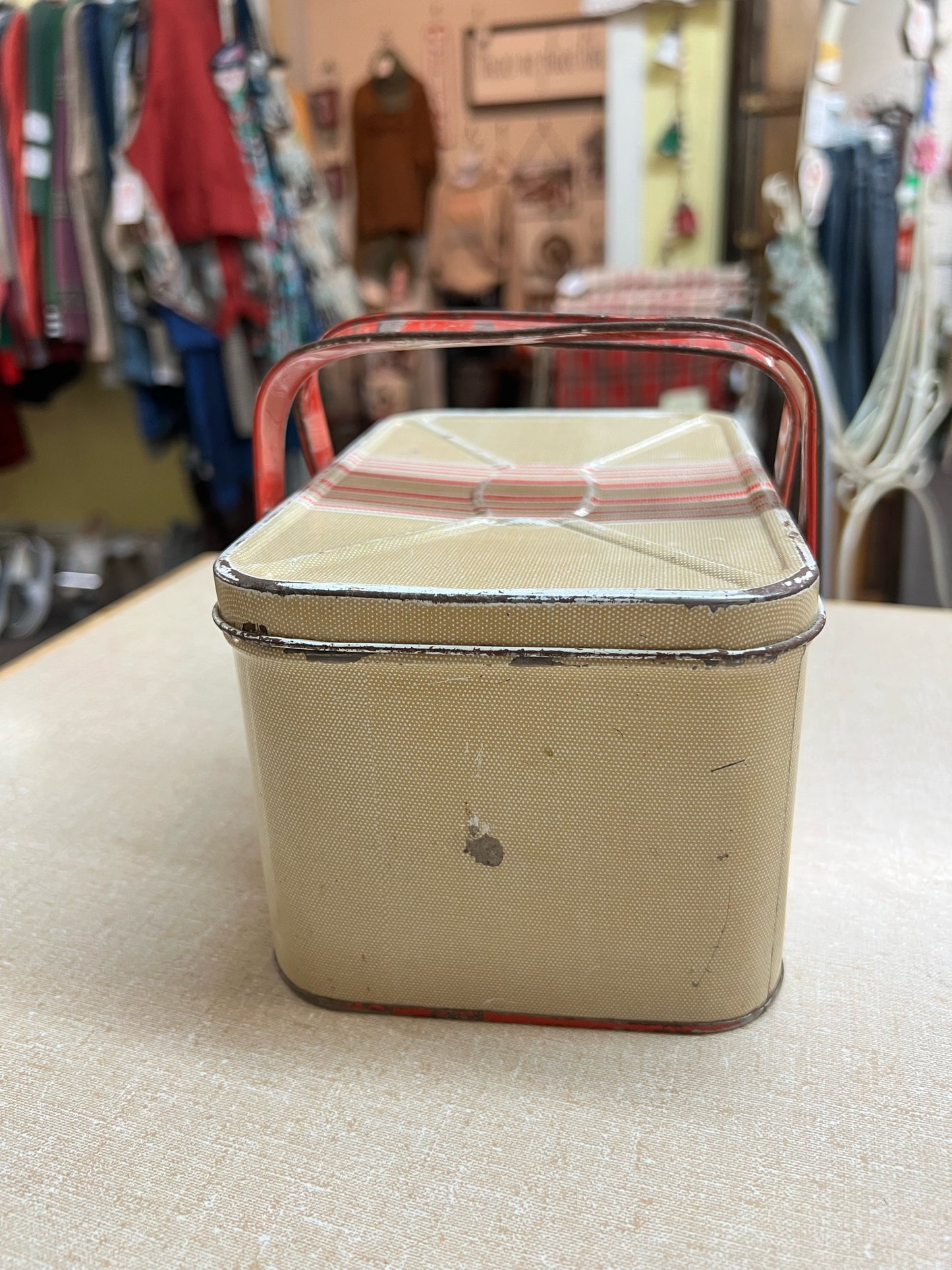 Vintage striped metal lunch tin/mini picnic basket