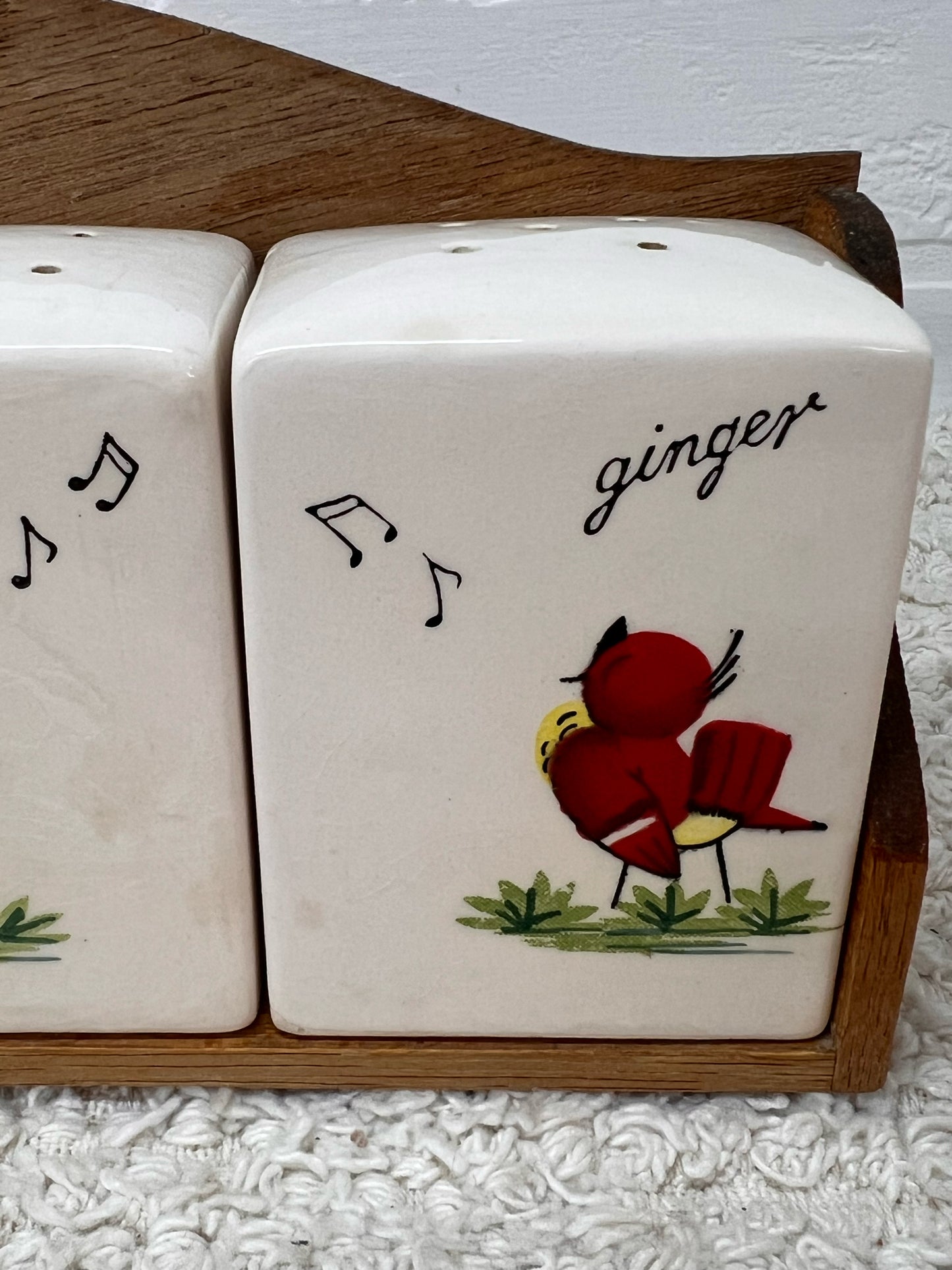 Ucagco Spice Jar Set - Singing Red Bird - Hard to Find