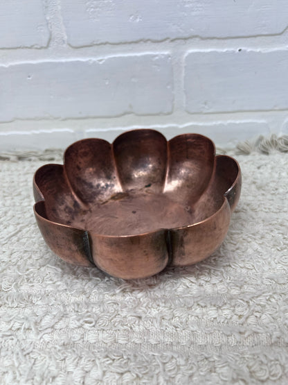 Vintage Mid-Century Hand Hammered Copper Bowl - Mexio