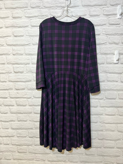Size 2X Torrid purple & black faux wrap dress Bee Balm Boutique Size 2X Torrid purple & black faux wrap dress Bee Balm Boutique