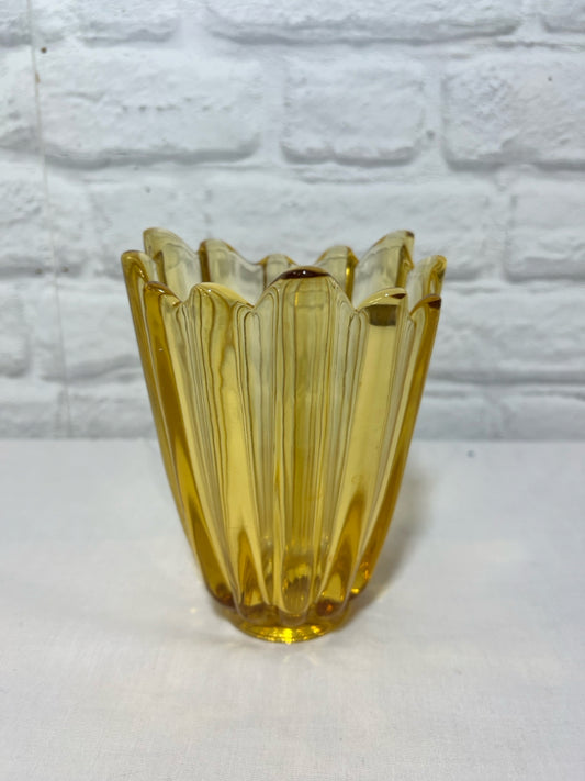 Fostoria honey/amber ribbed glass vase