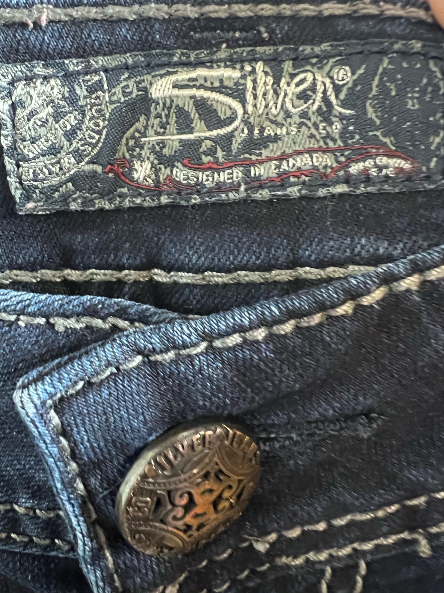 Silver Jeans Co. Size 32 Waist Suki Boot Cut Jeans