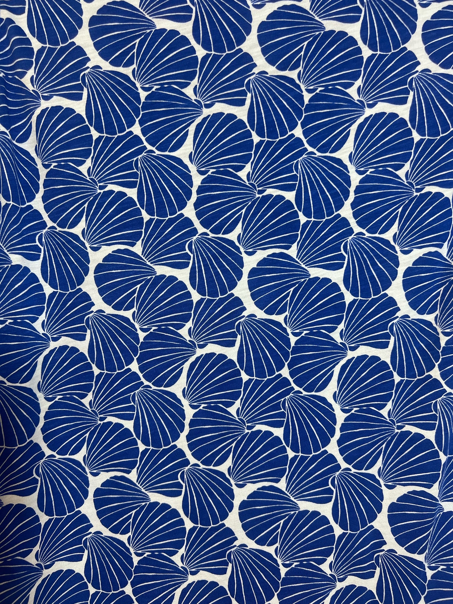 Size L Boden BLue & White Scallop Shell Pattern Cotton Blend Summer Blouse
