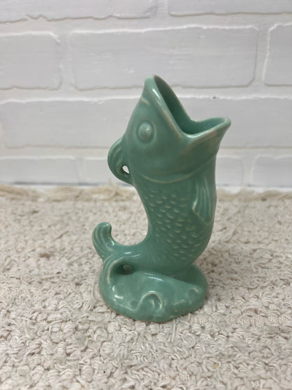 Red Wing Pottery Ash Receiver Fish 5" EUC