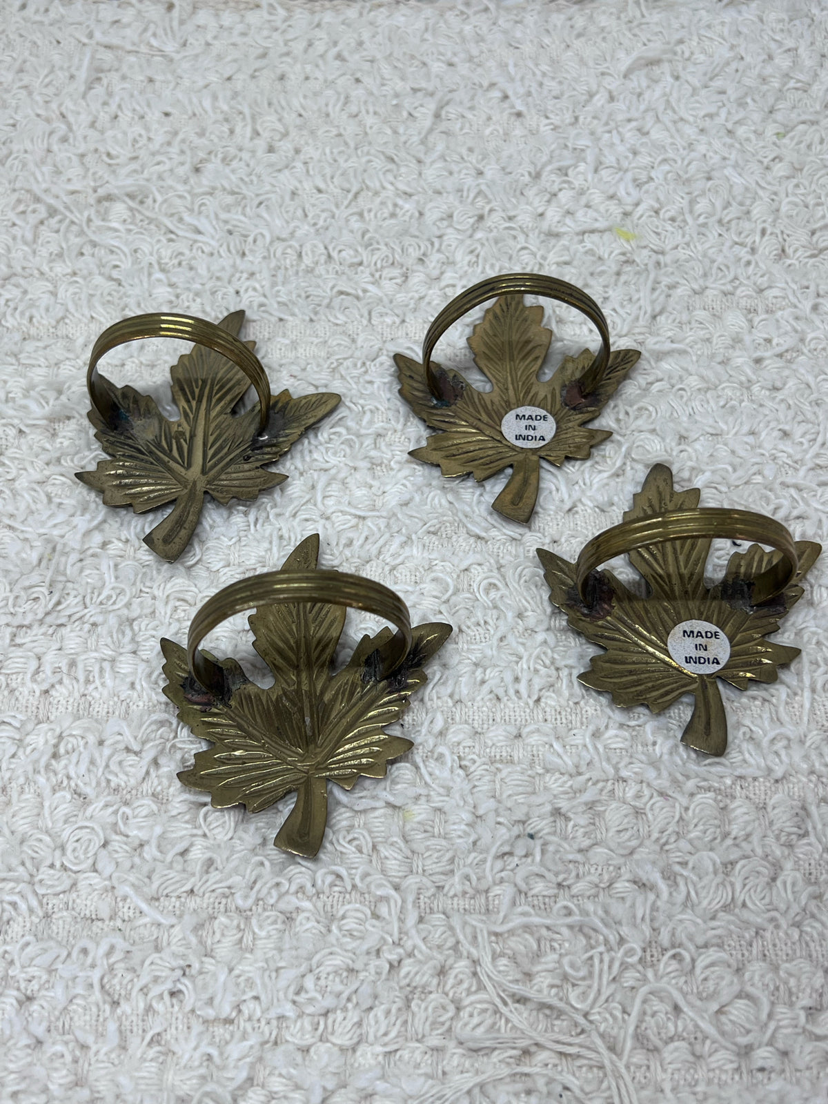 Brass Maple Leaf Napkin Ring Set (4)