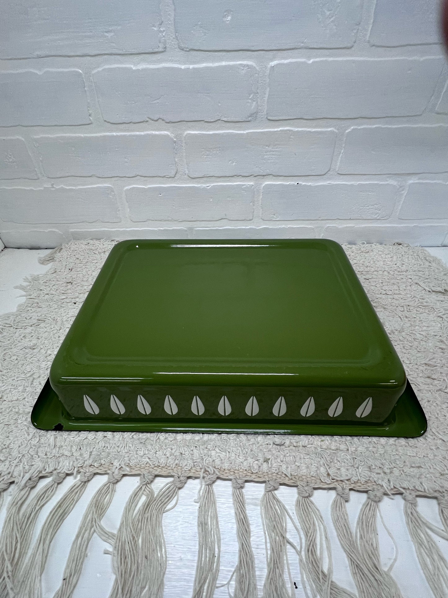 Catherine Holm Avocado Green & White Lasagna Pan