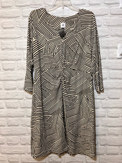 Size L CAbi Geometric Stripe Black & White Dress