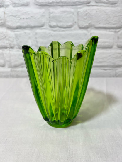 Fostoria green ribbed glass vase