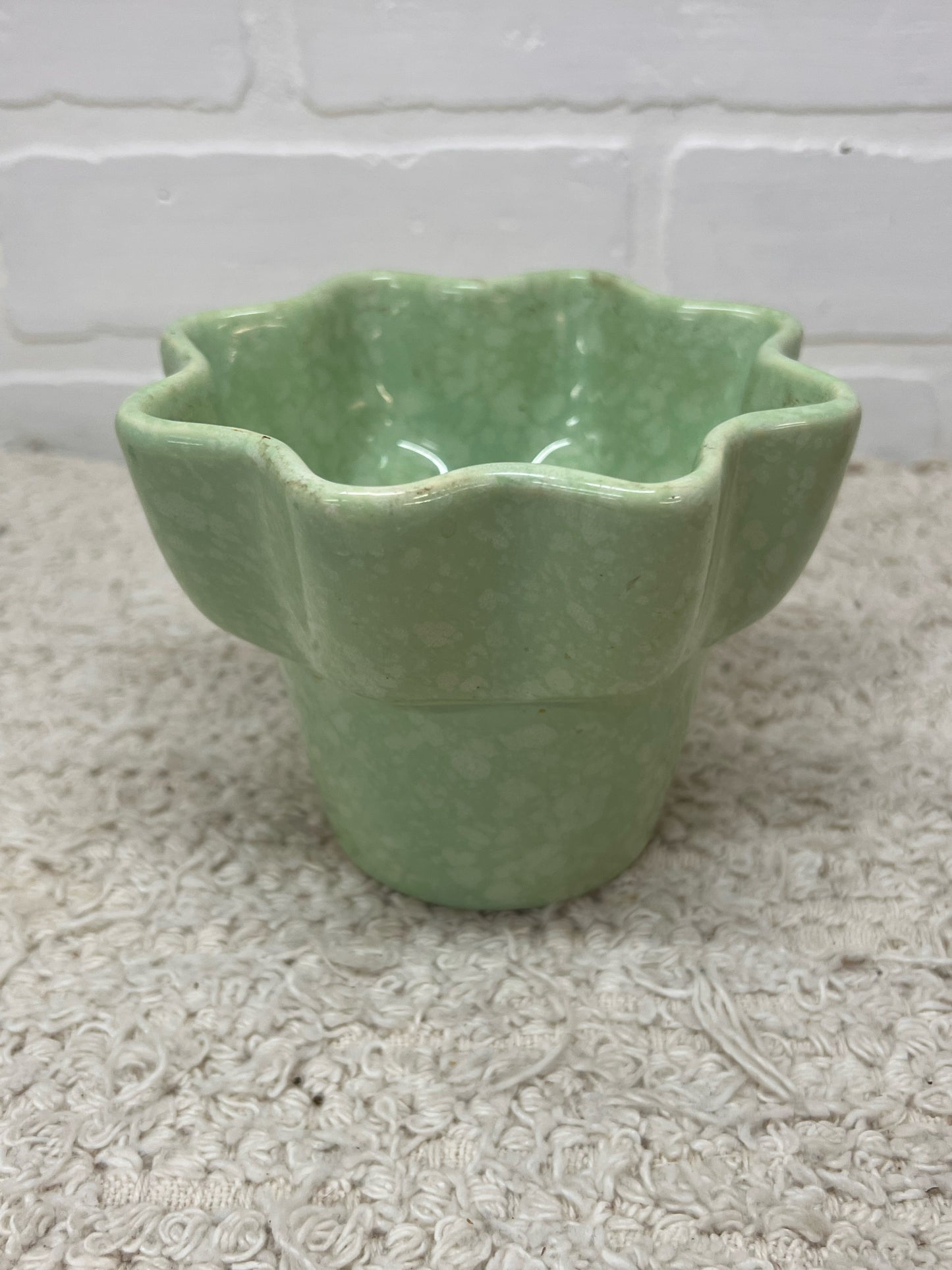 Imperial Pottery Mottled Mint Green Ruffled Flower Pot