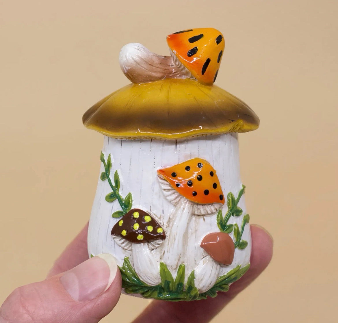 Merry Mushroom 70s Inspired Two-Piece Figurine Set