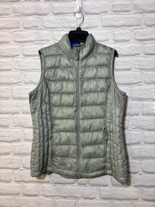Size M 32 Degrees lightweight vest