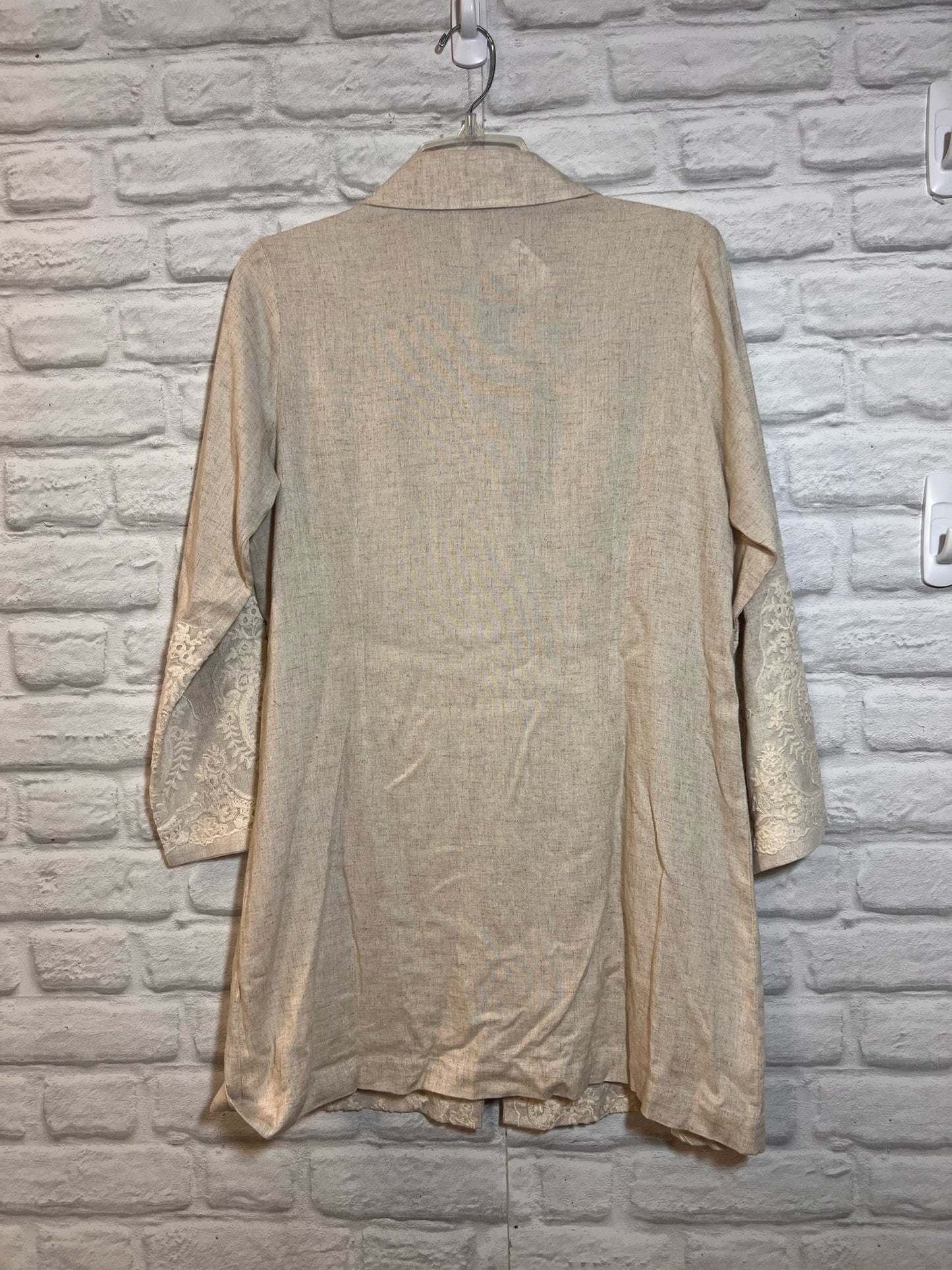 Size M Soft Surroundings Long Button Front Linen Blend Lace Detail Tunic