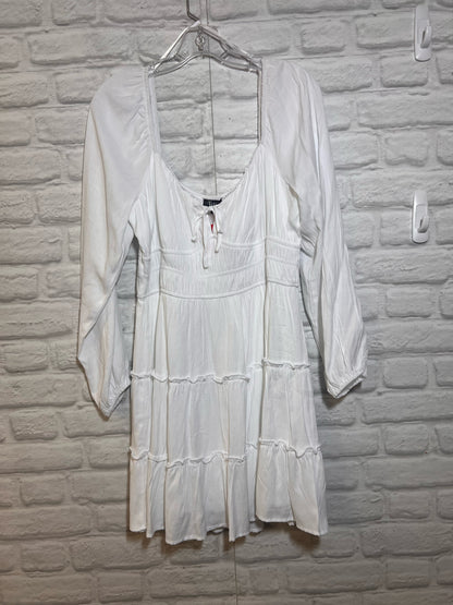 Size XL Trixxi White Long Sleeved Peasant  Blouse