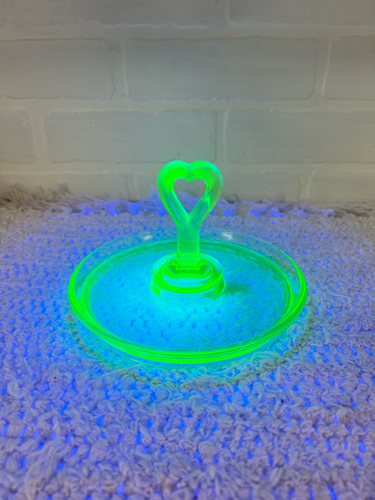 Small uranium glass dessert serving tray
