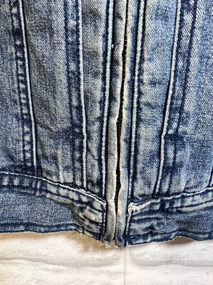 Size S Cabela's Vintage 100% Cotton Denim Jacket
