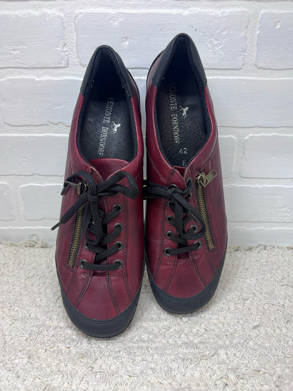 Shoe Size 42 Remonte Dorndorf Maroon & Black Sneakers