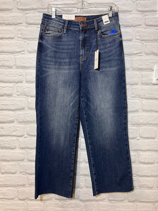 High Waisted Wide Leg Crops w/ Back Pocket Embroidery