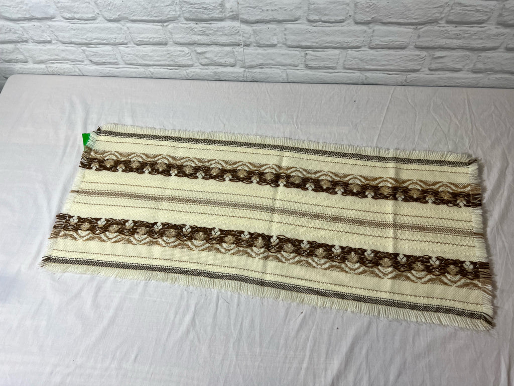 Woven vintage table runner in cream & brown