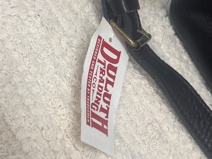 Duluth Trading Co. NWT Lifetyle Leather Sling Bag