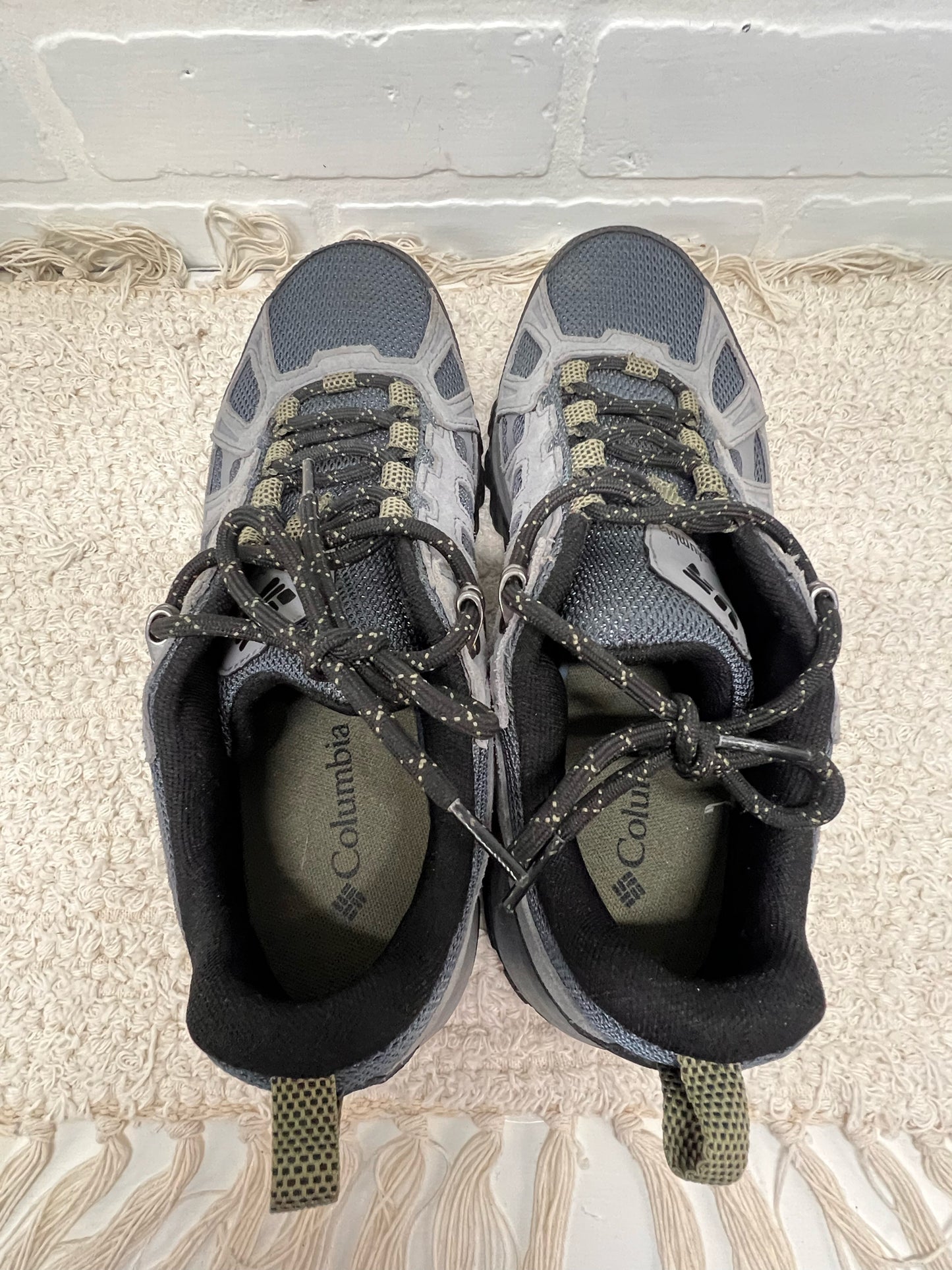 Shoe Size Men's 8.5 Columbia Redmond Walking Shoes