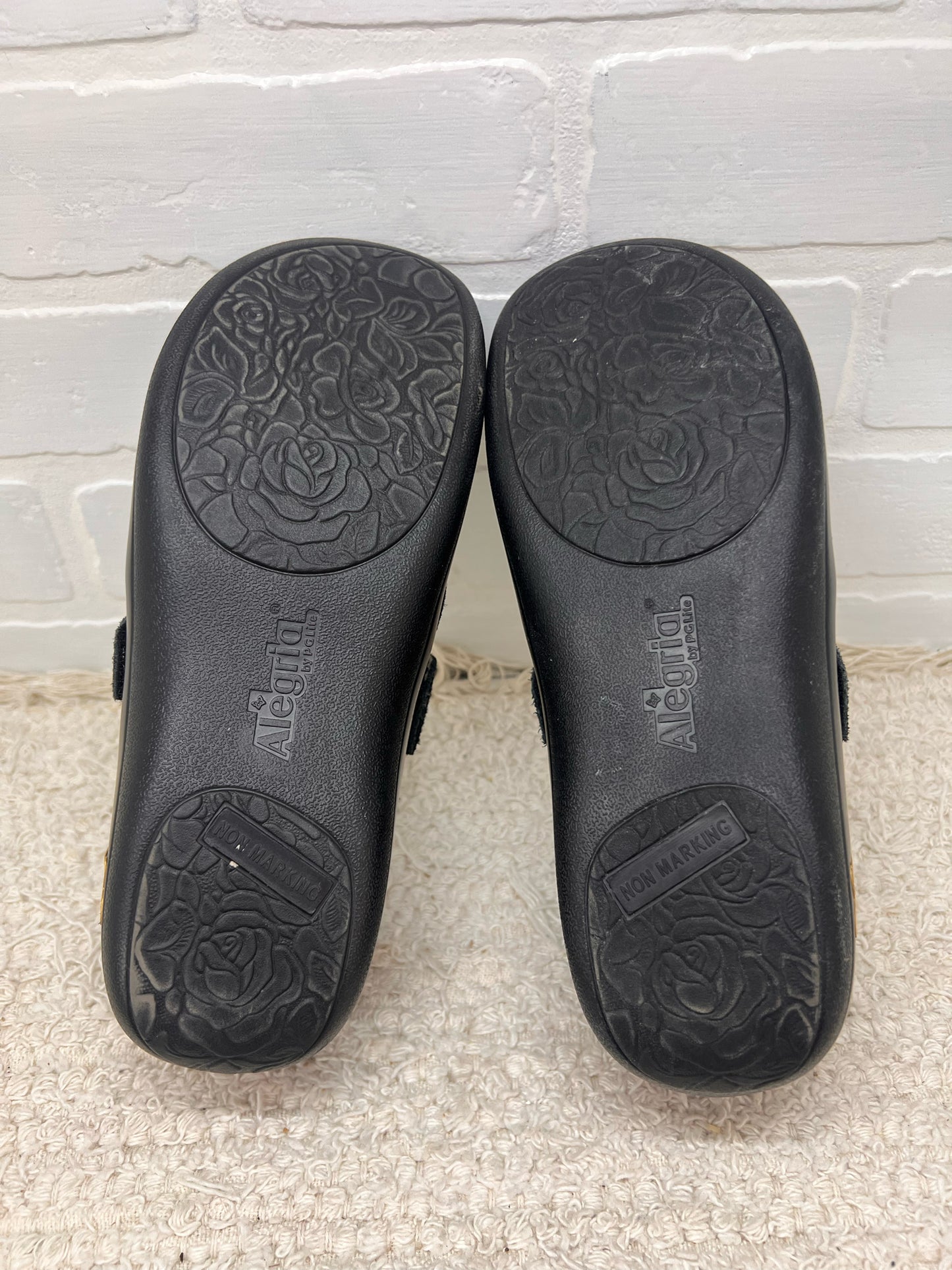 Shoe Size 36/6 Alegria Black Floral Embossed Casual Shoes