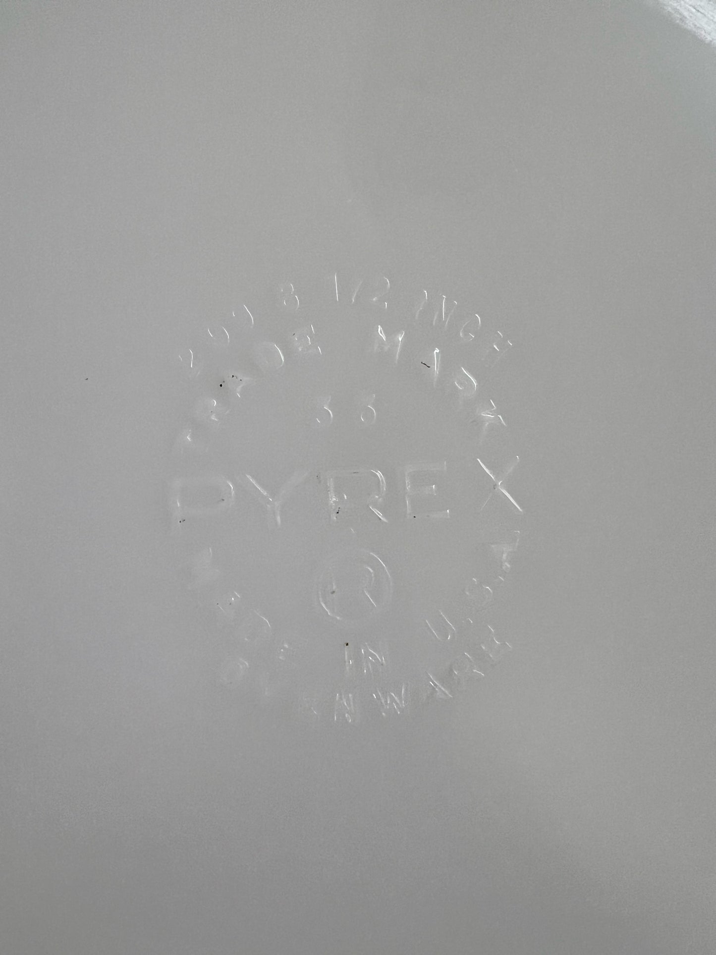 Pyrex Pink Pie Plate - Midcentury Vintage