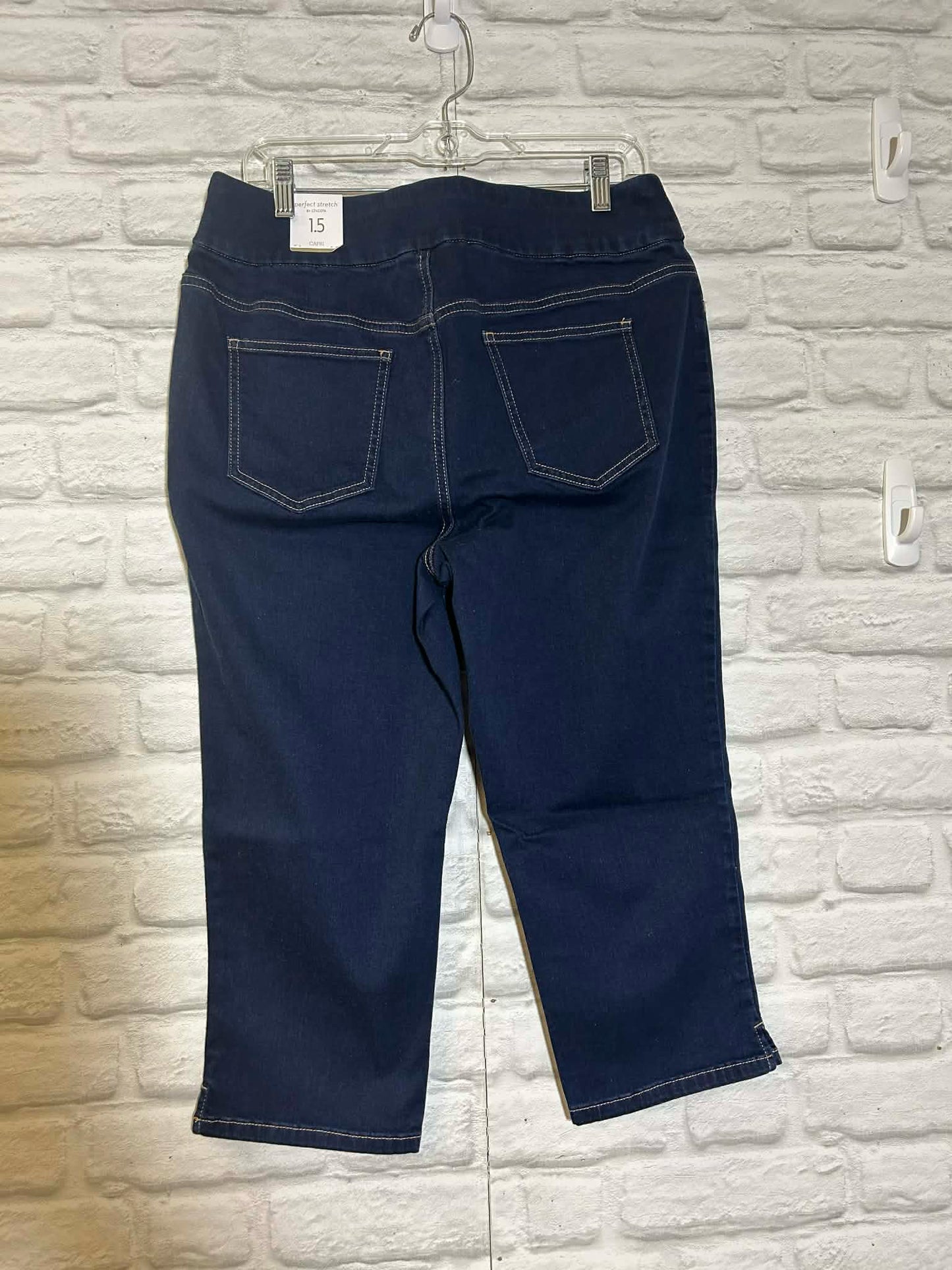 Chico's  NWT Denim Capris Pull on Style Size Medium/ 1.5