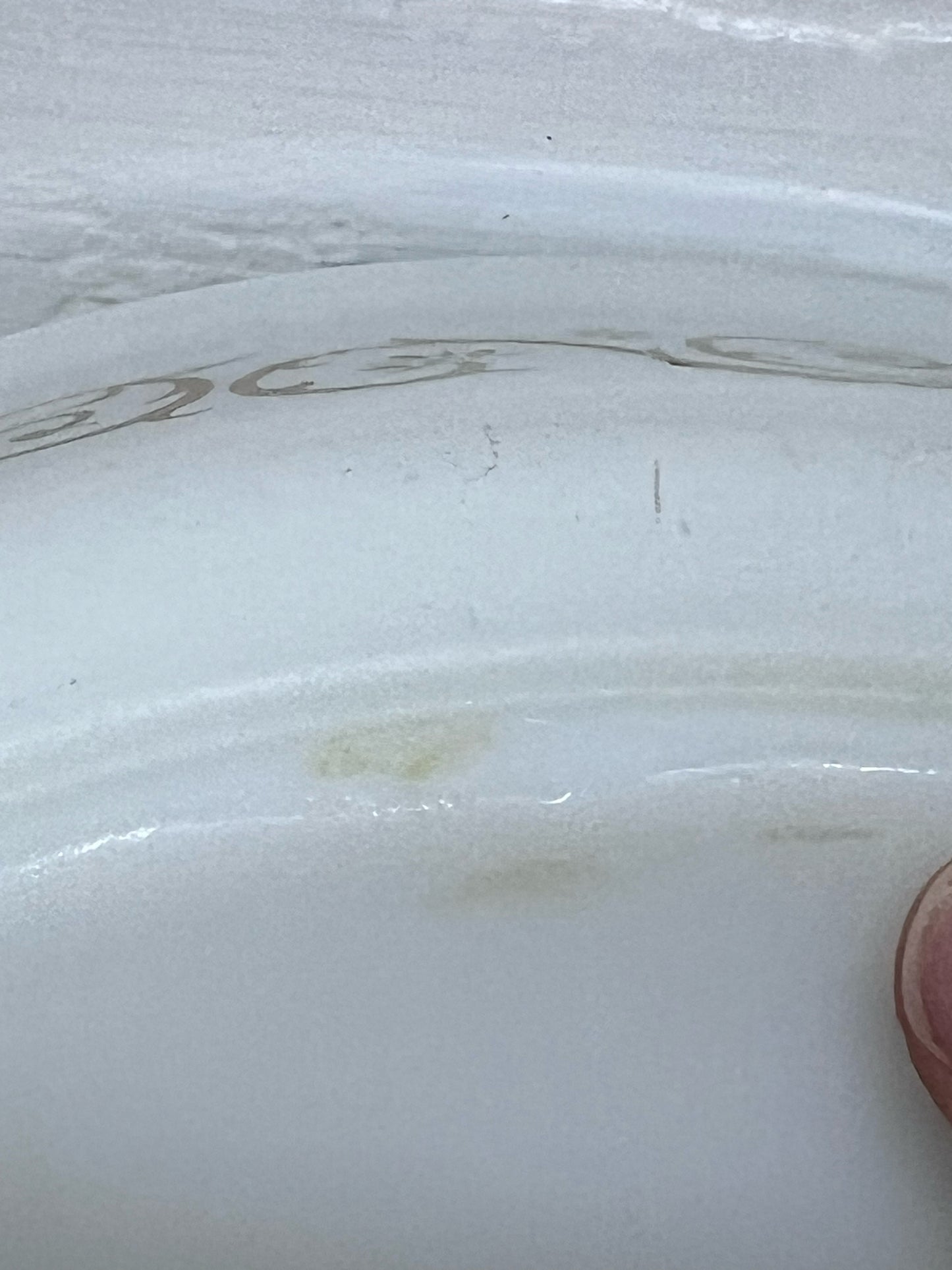 Pyrex Casserole Dish - 1.5 quart oval with white & gold