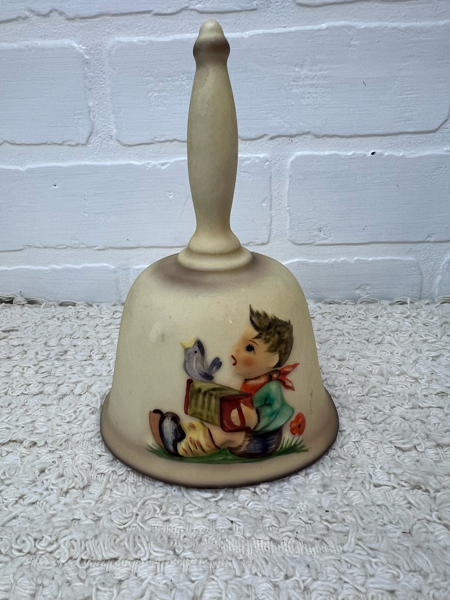 Goebels/Hummel 1978 "Let's Sing" Bell