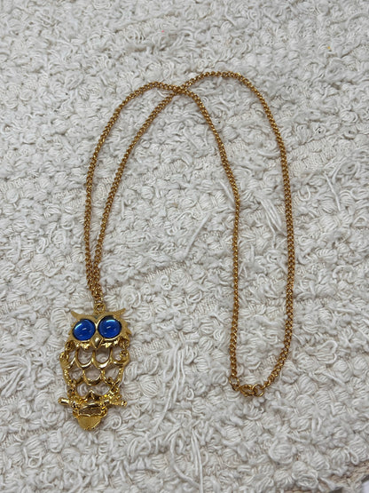 Vintage goldtone owl necklace