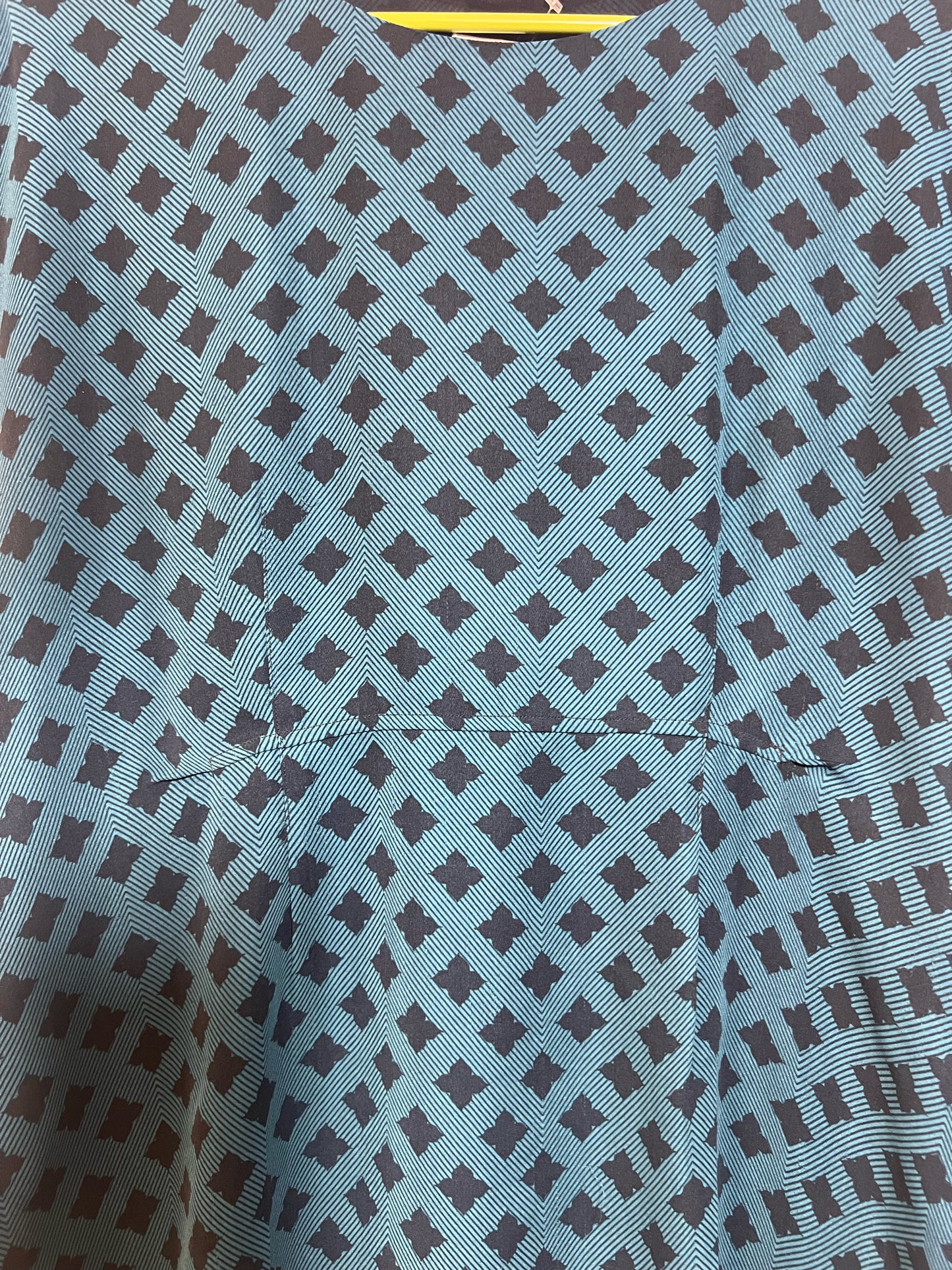 Size M CAbi Blue Cap Sleeve Patterned  Blouse