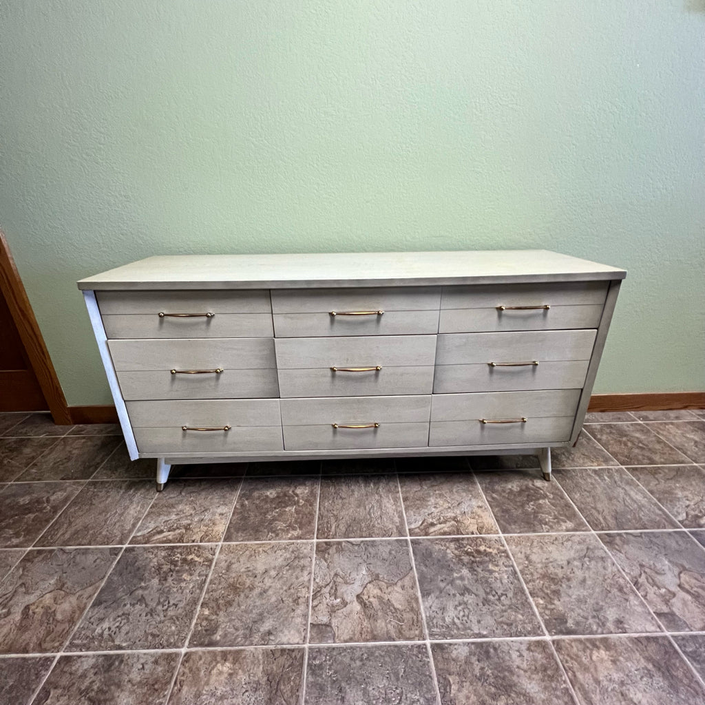 MCM White/Blonde Stained 9-Drawer Dresser