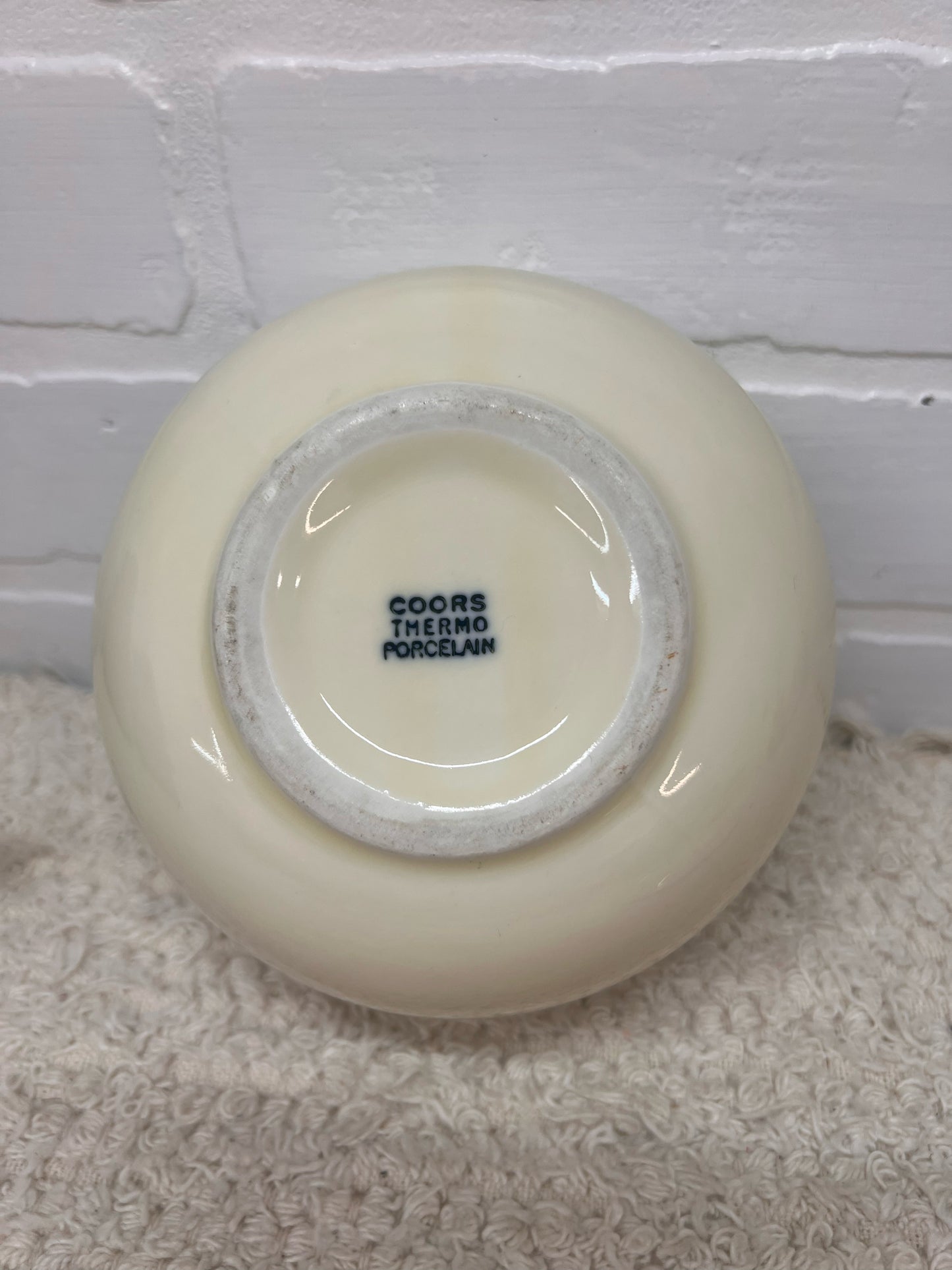 Coors Lidded Thermo Porcelain Casserole Dish 'Open Window' Pattern