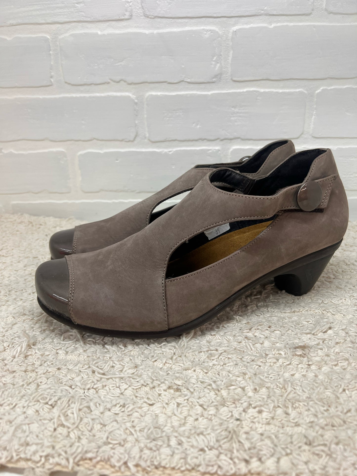Shoe Size 39 NAOT Gray Suede Cutout Heels