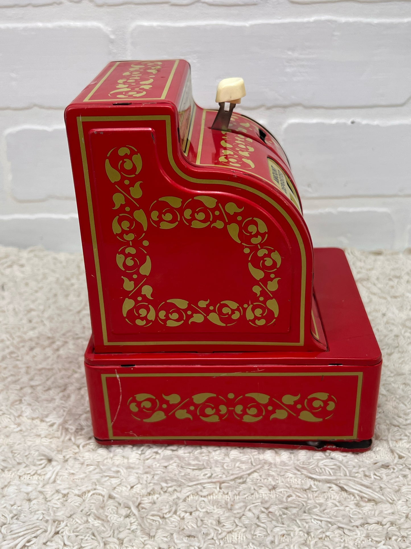 Red Metal. Buddy L Easy-Saver 1970's Cash Register Shaped Coin Bank