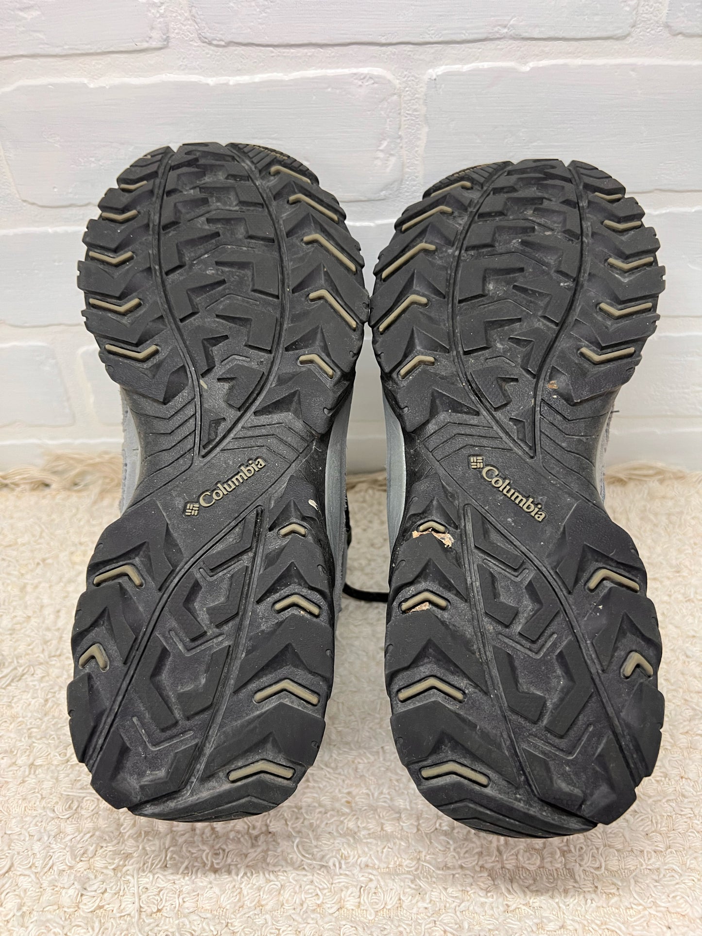 Shoe Size Men's 8.5 Columbia Redmond Walking Shoes