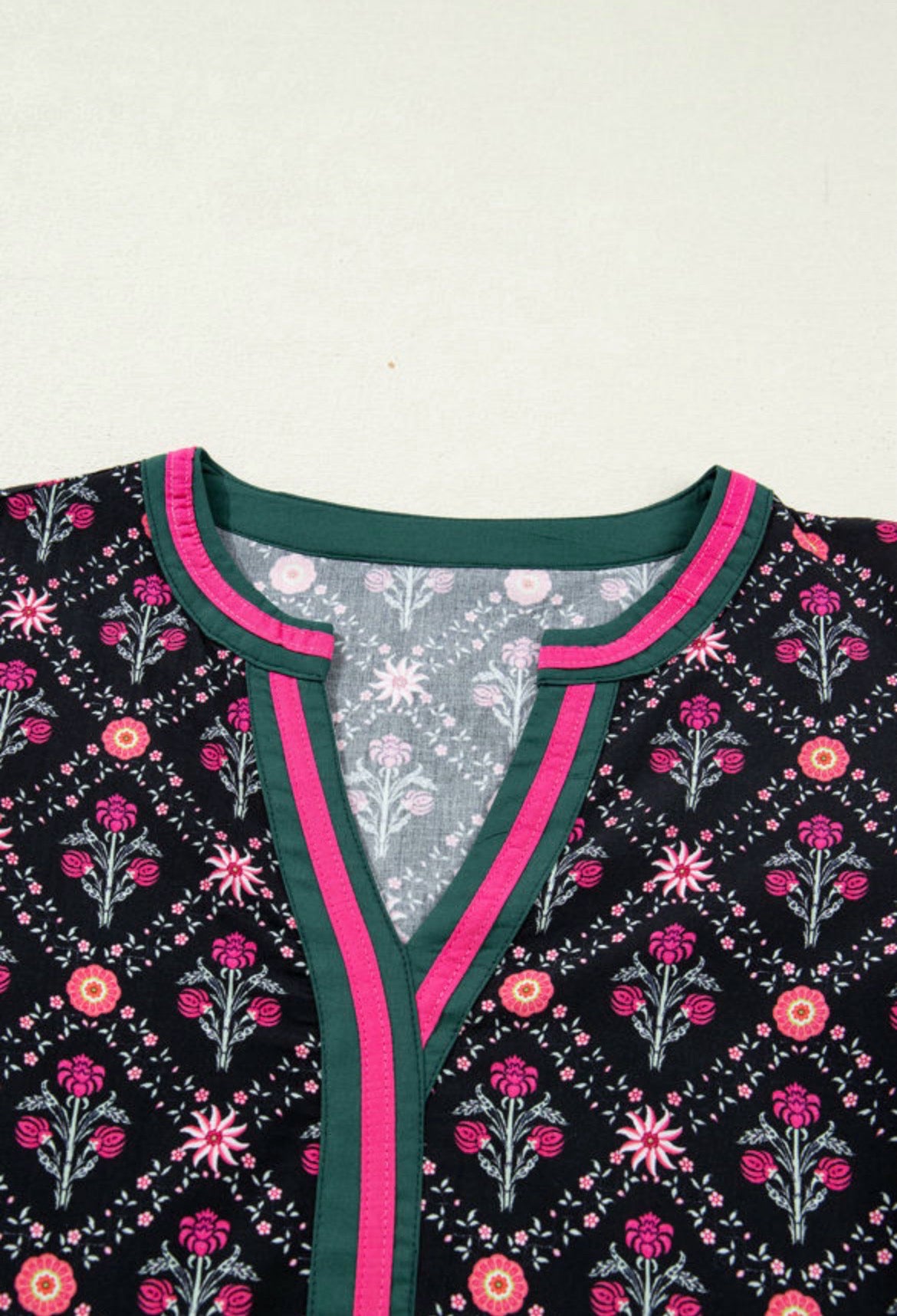 Black Contract V Neckline Bracelet Sleeve Floral  Blouse