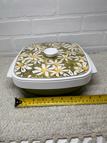 Thermo-Serv Vintage Daisy Patterned Covered Warming or Cooling Dish